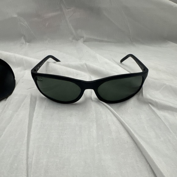 Vintage Ray-Ban Predator Sunglasses RB 2030 PS8 W2175 Matte Black Italy 57mm